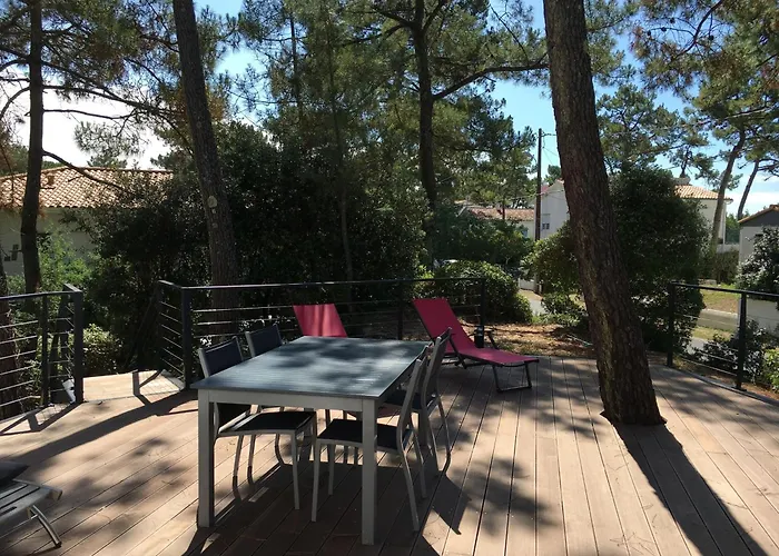 Maison Sous Les Pins