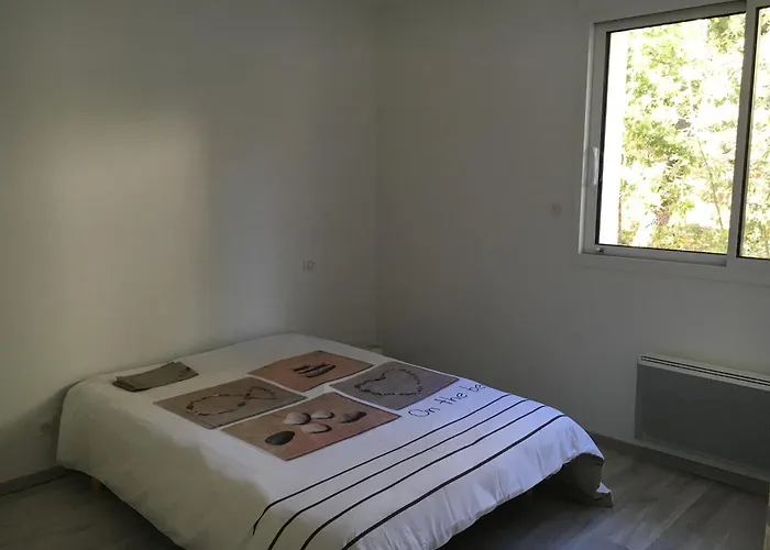 Casa de Férias Maison Sous Les Pins