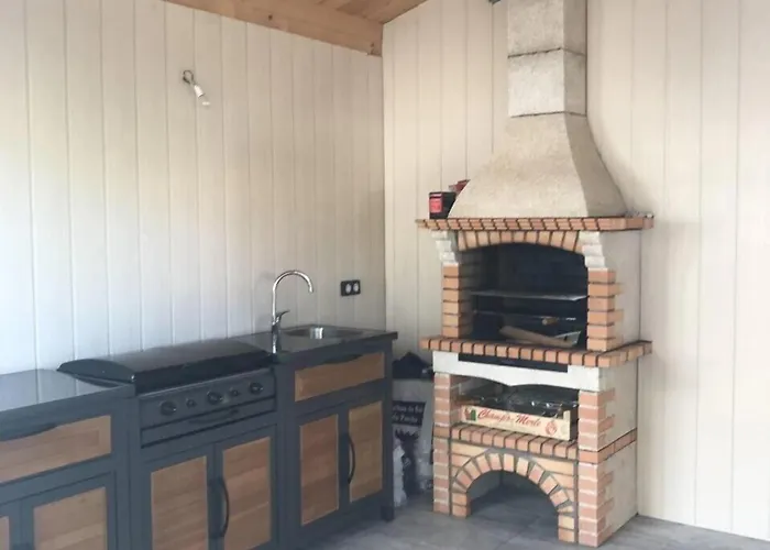 Maison Sous Les Pins *